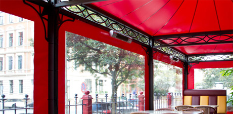 Kunststoff-Seitenwand für Gartenpavillons.